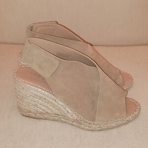 Maypol Taupe Wedges Handmade In Spain 38 New Condition